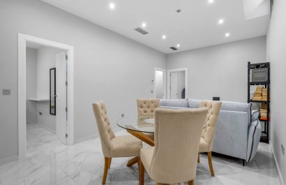 Resale - Villa - Orihuela Costa - Villamartín