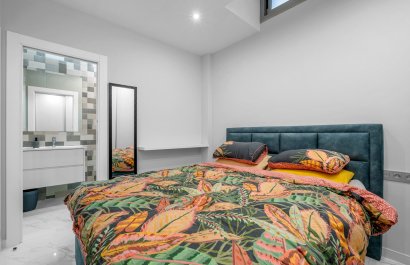 Resale - Villa - Orihuela Costa - Villamartín