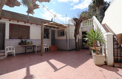 Resale - Villa - Heredades - Heradades