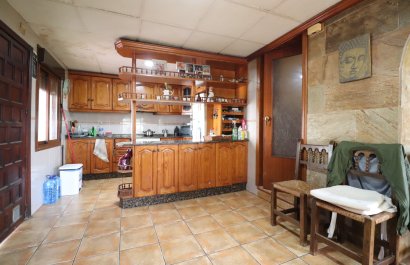 Resale - Villa - Heredades - Heradades