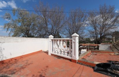 Resale - Villa - Heredades - Heradades