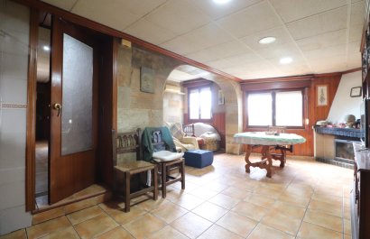 Resale - Villa - Heredades - Heradades