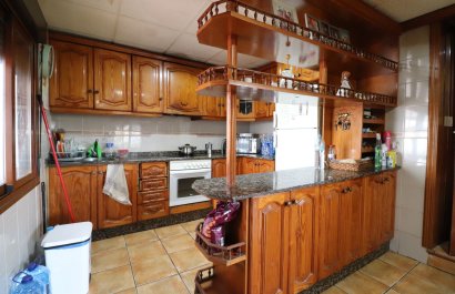 Resale - Villa - Heredades - Heradades