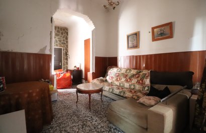 Resale - Villa - Heredades - Heradades