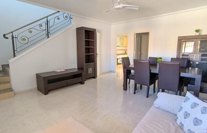 Resale - Townhouse / Duplex / Corner - Ciudad Quesada - La Fiesta