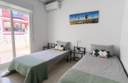 Resale - Townhouse / Duplex / Corner - Ciudad Quesada - La Fiesta