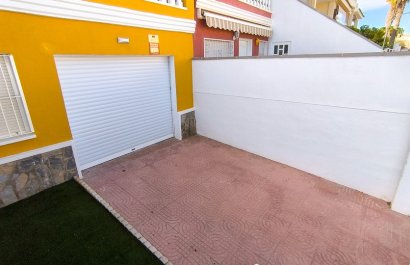 Resale - Townhouse / Duplex / Corner - Ciudad Quesada - La Fiesta