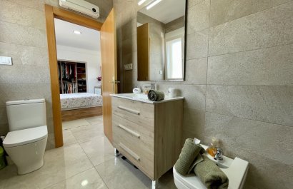 Resale - Villa - Torrevieia - Los Balcones