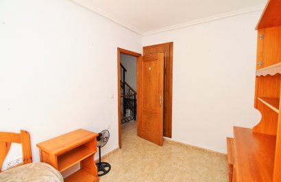 Reventa - Townhouse / Duplex - Villamartín