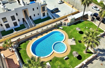 Reventa - Townhouse / Duplex - Villamartín