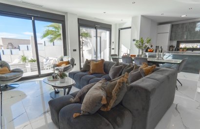 Resale - Villa - Ciudad Quesada - La Marquesa Golf