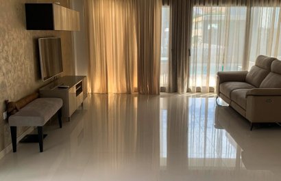 Resale - Villa - Orihuela Costa - Campoamor