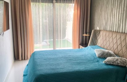 Resale - Villa - Orihuela Costa - Campoamor