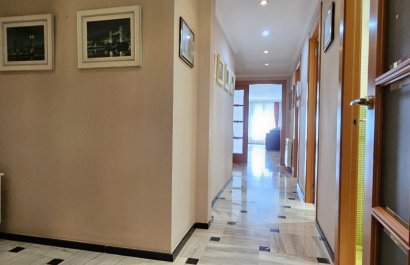 Resale - Apartment / flat - Benidorm - Levante