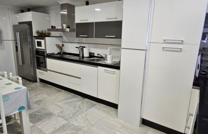 Resale - Apartment / flat - Benidorm - Levante