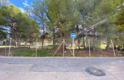 Resale - Plot / Land - La Nucía - Urbanizaciones