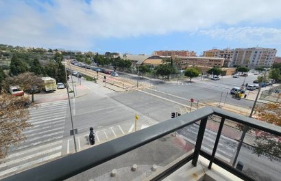 Resale - Apartment / flat - Villajoyosa - town