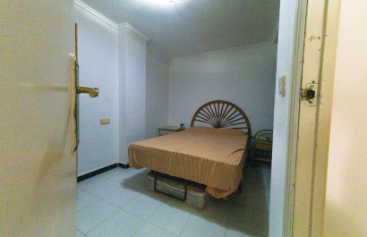 Resale - Apartment / flat - Torrevieia - Playa Los Locos