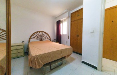 Resale - Apartment / flat - Torrevieia - Playa Los Locos