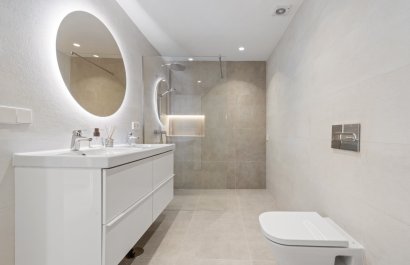 Resale - Townhouse / Duplex / Corner - Marbella - Nueva Andalucía