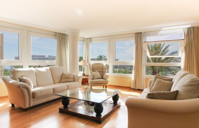 Resale - Apartment / flat - Alicante - - Centro  -