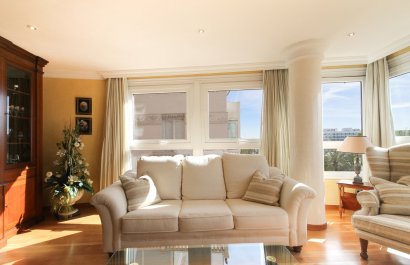 Resale - Apartment / flat - Alicante - - Centro  -