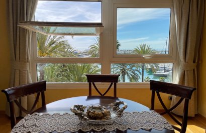 Resale - Apartment / flat - Alicante - - Centro  -