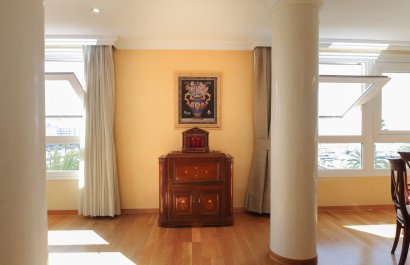 Resale - Apartment / flat - Alicante - - Centro  -