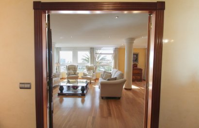 Resale - Apartment / flat - Alicante - - Centro  -