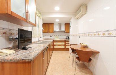 Resale - Apartment / flat - Alicante - - Centro  -