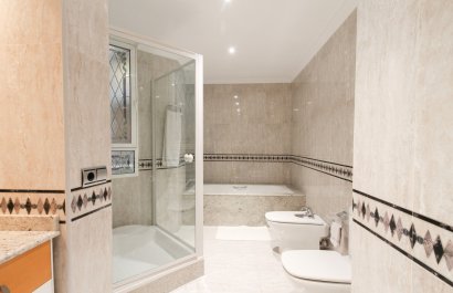 Resale - Apartment / flat - Alicante - - Centro  -