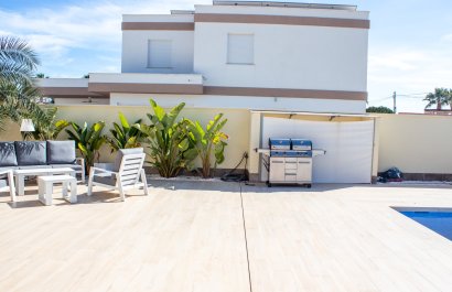 Resale - Villa - Torrevieia - La Siesta