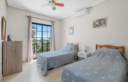 Resale - Villa - Orihuela Costa - Los Dolses