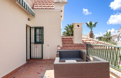 Resale - Villa - Orihuela Costa - Los Dolses