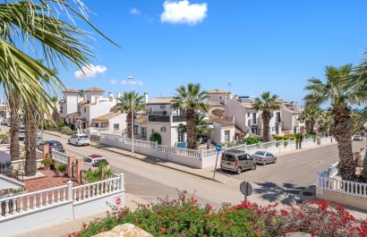 Resale - Villa - Orihuela Costa - Los Dolses