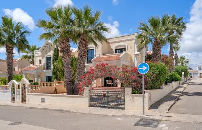 Resale - Villa - Orihuela Costa - Los Dolses