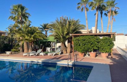 Resale - Villa - Villajoyosa - Varadero/ Estudiantes beach