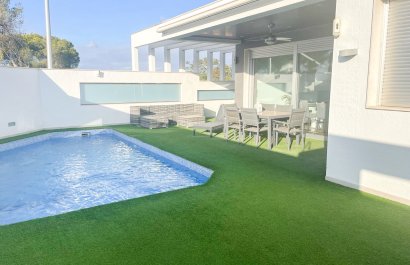 Reventa - Villa - Orihuela Costa - Mil Palmeras