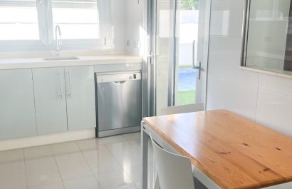 Reventa - Villa - Orihuela Costa - Mil Palmeras