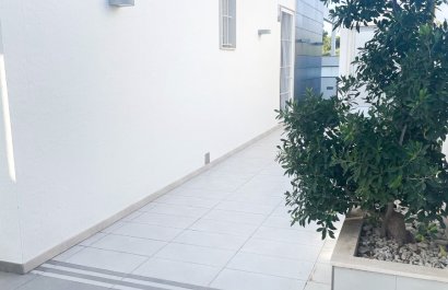 Reventa - Villa - Orihuela Costa - Mil Palmeras