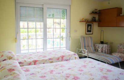 Reventa - Villa - Orihuela Costa - MUY CERCA DE LA PLAYA