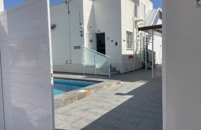 Resale - Villa - Torrevieia - San Luis