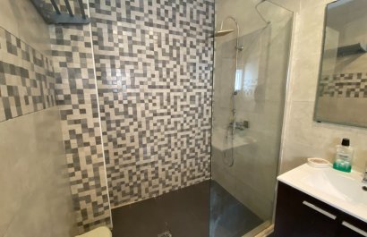 Reventa - Apartamento / piso - Torrevieia - Center