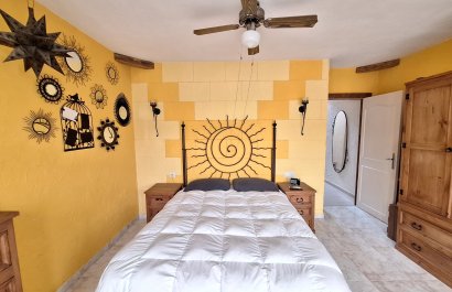 Resale - Townhouse / Duplex / Corner - Santa Pola