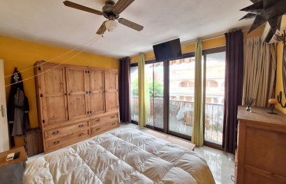 Resale - Townhouse / Duplex / Corner - Santa Pola