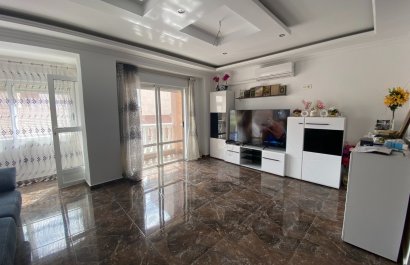 Resale - Apartment / flat - Torrevieia - Center