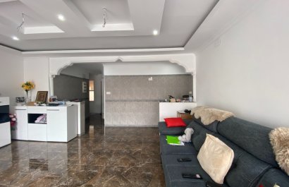 Resale - Apartment / flat - Torrevieia - Center