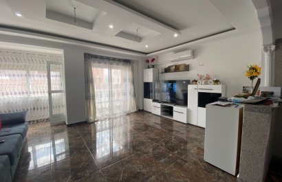 Resale - Apartment / flat - Torrevieia - Center