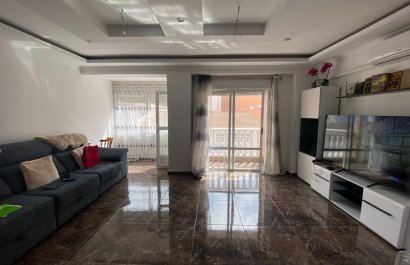 Resale - Apartment / flat - Torrevieia - Center