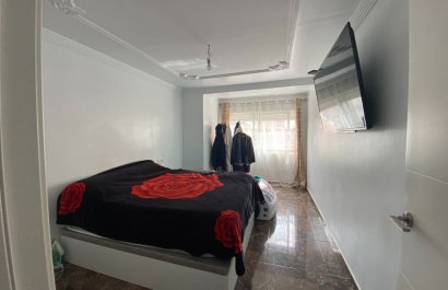 Resale - Apartment / flat - Torrevieia - Center